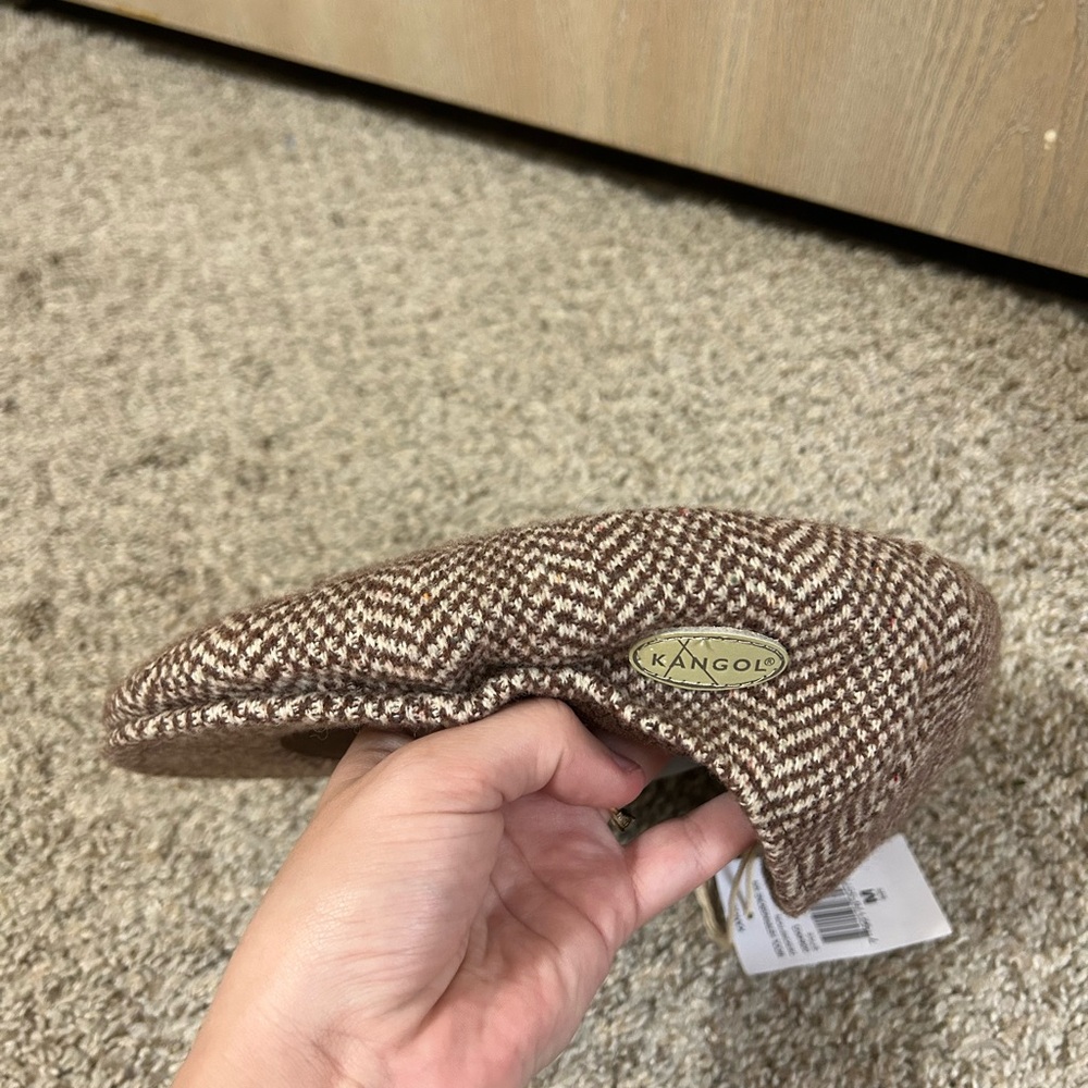 NWT Kangol Brown Cream Herringbone Flat Cap Wool Blend Men's Size Medium Outdoor